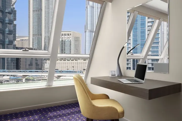 Дубай: Leva Hotel and Suites Mazaya Centre