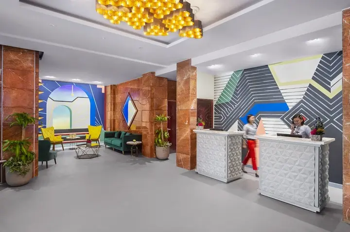 Дубай: Leva Hotel and Suites Mazaya Centre