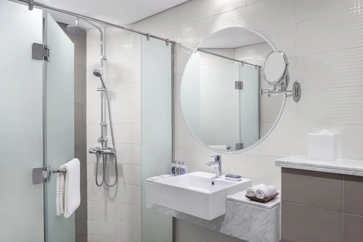 Дубай: Leva Hotel and Suites Mazaya Centre