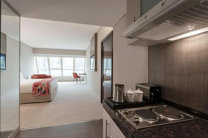 Дубай: Leva Hotel and Suites, Opposite Downtown