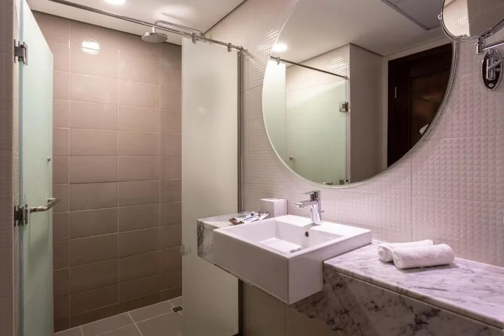 Дубай: Leva Hotel and Suites, Opposite Downtown