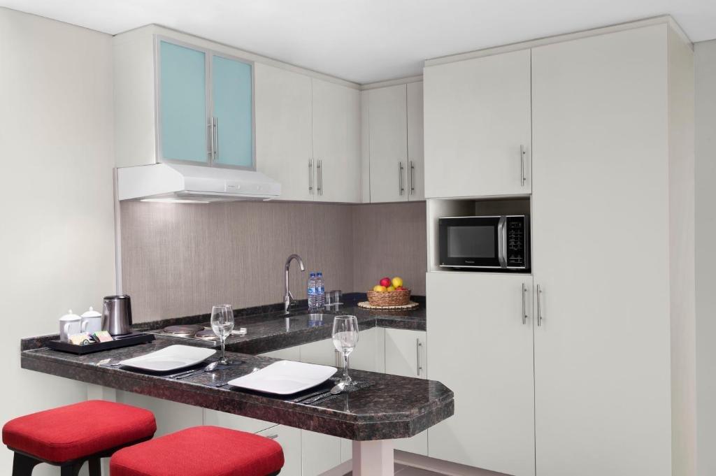 Дубай: Leva Hotel and Suites, Opposite Downtown
