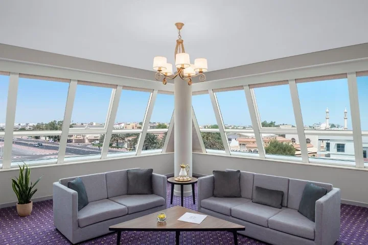 Дубай: Leva Hotel and Suites, Opposite Downtown