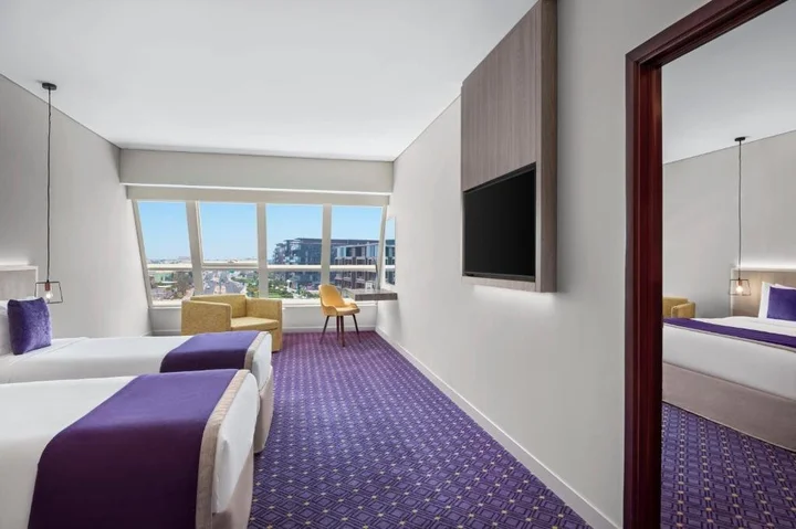 Дубай: Leva Hotel and Suites, Opposite Downtown