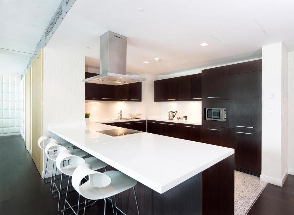 Дубай: Nasma Luxury Stays - Limestone House