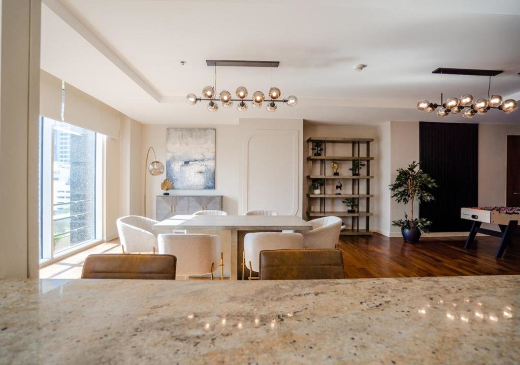 Дубай: Nasma Luxury Stays - Limestone House