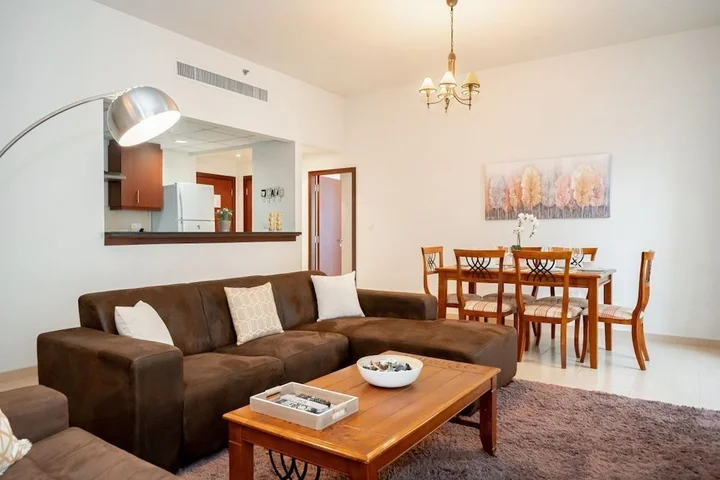 Дубай: HiGuests Vacation Homes - Rimal 2