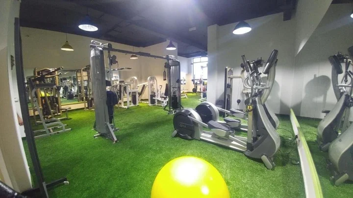 Ереван: Cross Health Center