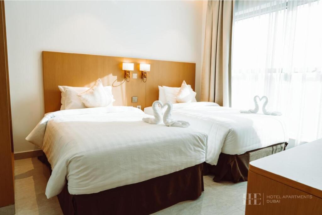 Дубай: HE Hotel Apartments