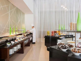 Дубай: Отель ibis Deira Creekside Dubai
