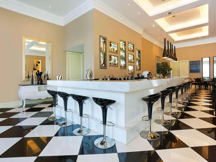 Дубай: Отель ibis Deira Creekside Dubai