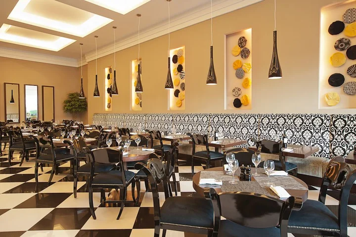 Дубай: Отель ibis Deira Creekside Dubai