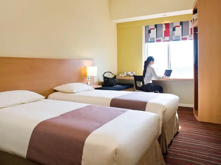 Дубай: Отель ibis Deira Creekside Dubai