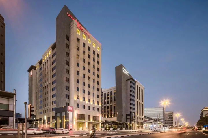 Дубай: Отель ibis Deira Creekside Dubai