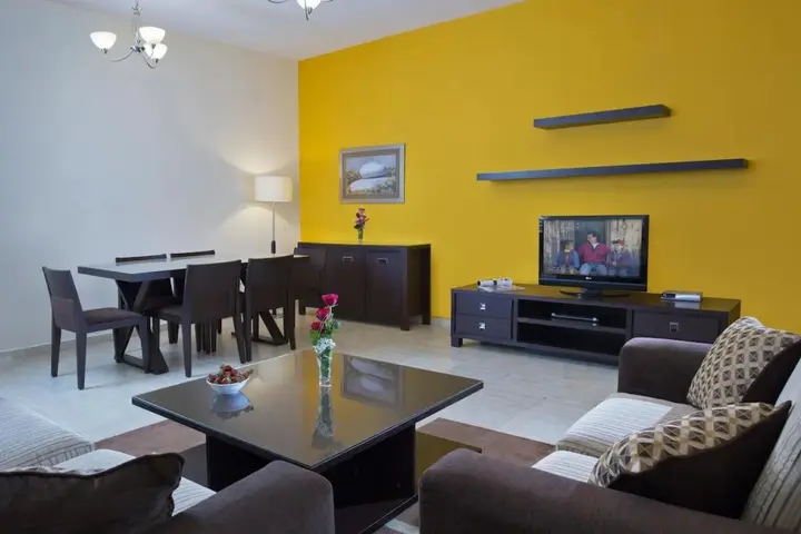 Дубай: TIME Topaz Hotel Apartment