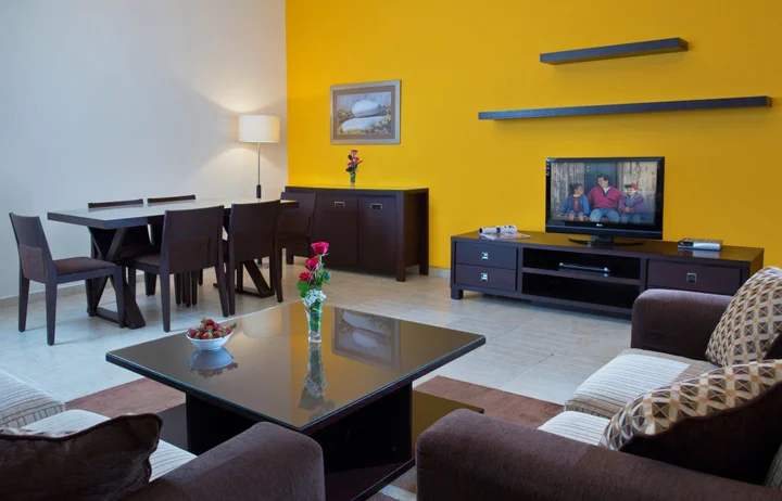 Дубай: TIME Topaz Hotel Apartment