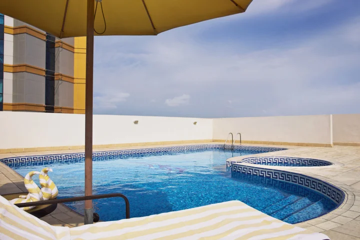 Дубай: TIME Topaz Hotel Apartment
