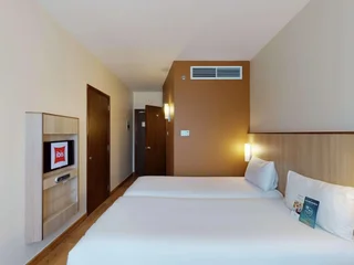 Дубай: Ibis Al Barsha