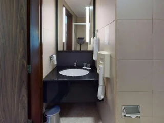 Дубай: Ibis Al Barsha