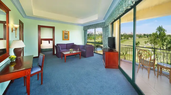 Город 6-го октября: Hilton Pyramids Golf