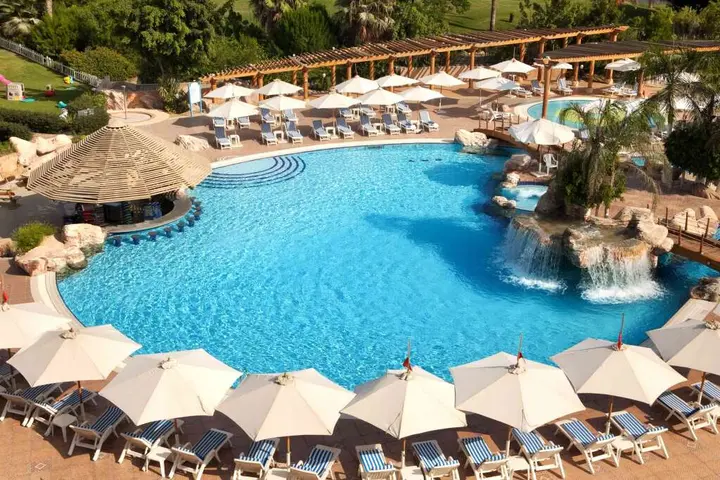 Город 6-го октября: Hilton Pyramids Golf