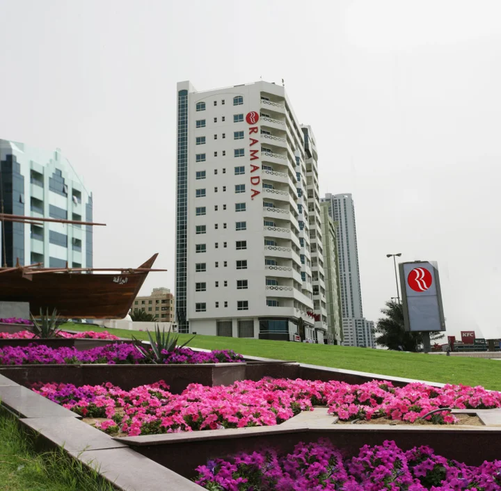 Аджман: Отель Ramada By Wyndham Beach Ajman