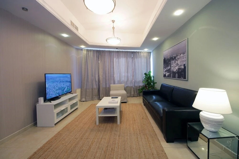 Дубай: Al Waleed Paradise by Signature Holiday Home