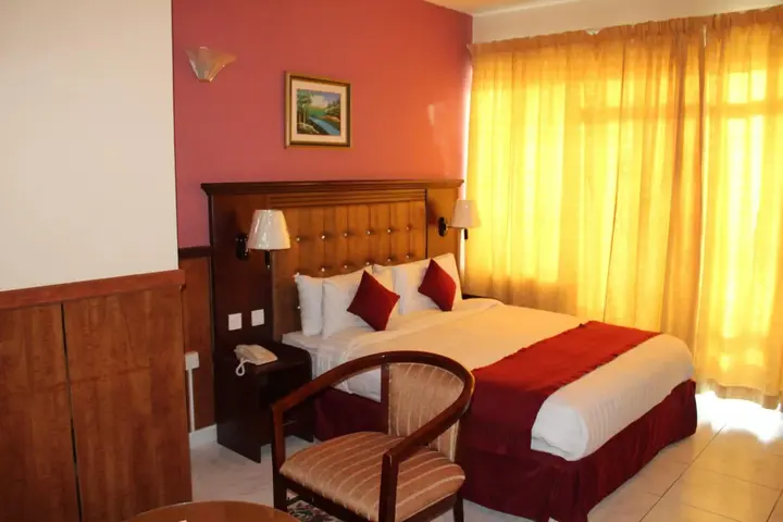 Дубай: Dubai Nova Hotel