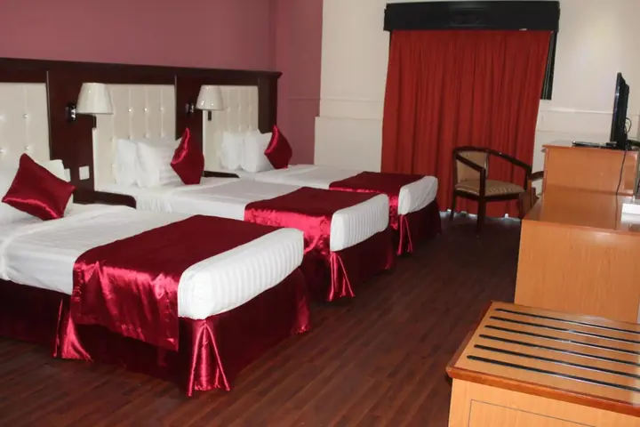 Дубай: Dubai Nova Hotel