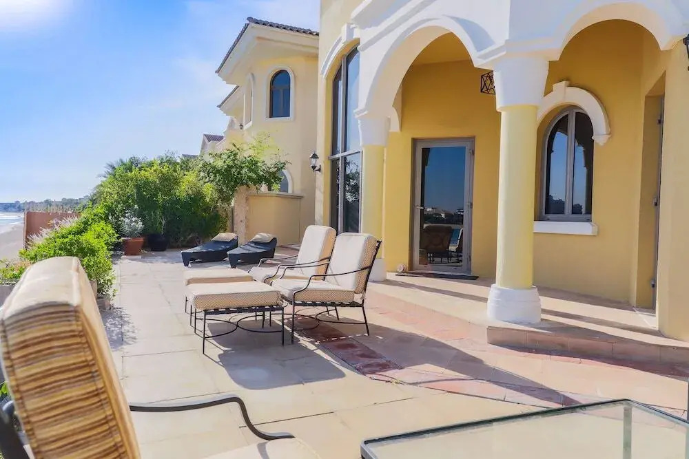 Дубай: The Palm Jumeirah Villas - Frond D