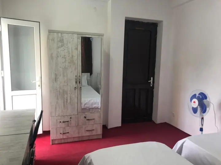 Тбилиси: Oskar Inn