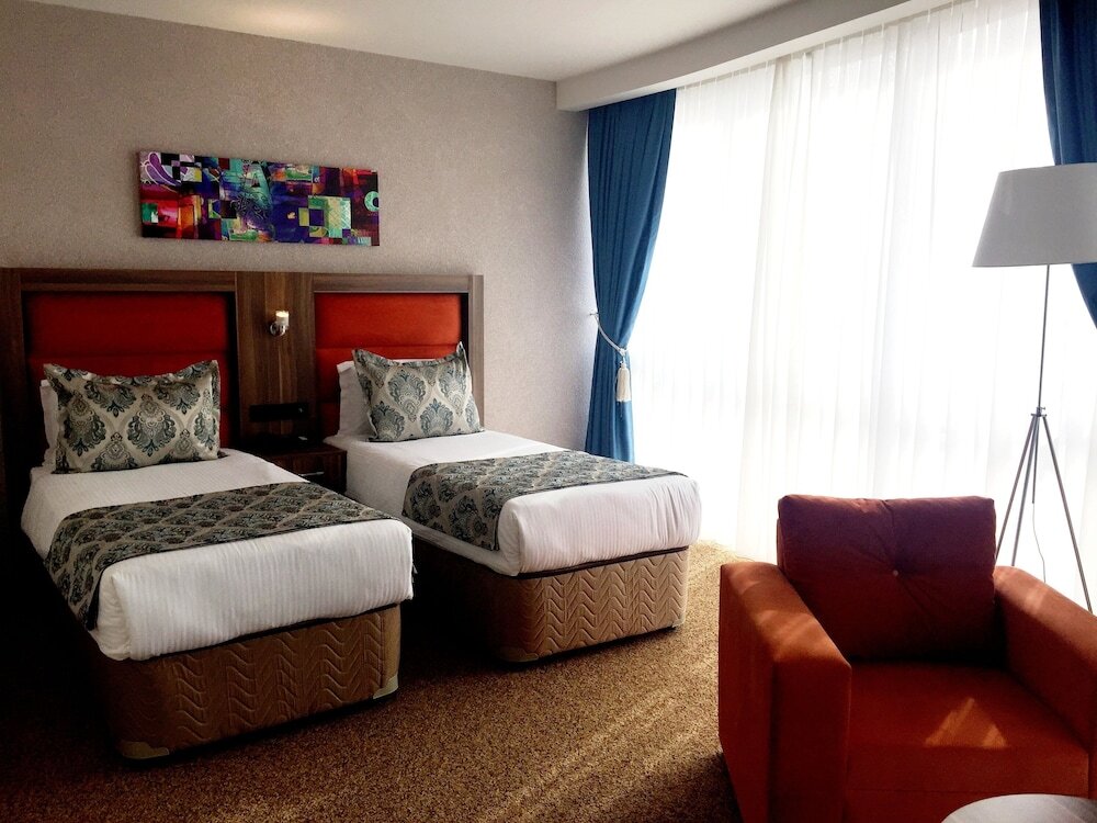 Батуми: Sky Tower Hotel