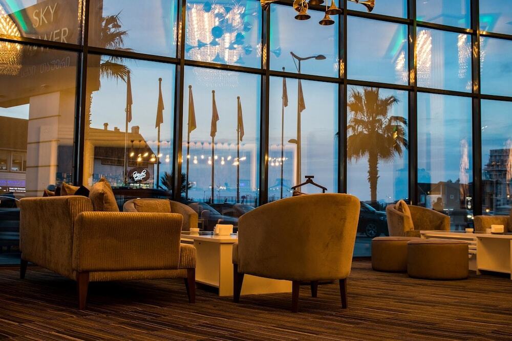 Батуми: Sky Tower Hotel
