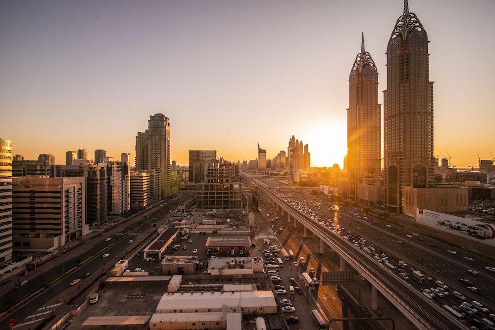 Дубай: Mercure Dubai Barsha Heights Hotel Suites
