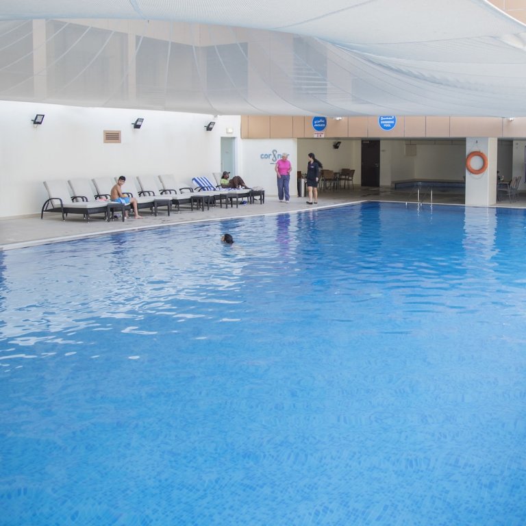 Дубай: Mercure Dubai Barsha Heights Hotel Suites