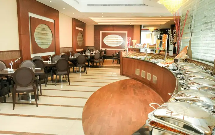 Абу-Даби: Danat Residence