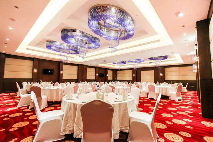 Абу-Даби: Danat Residence