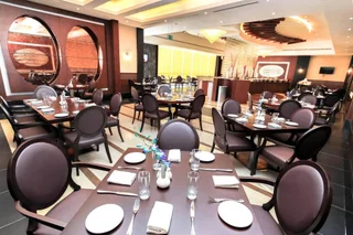 Абу-Даби: Danat Residence