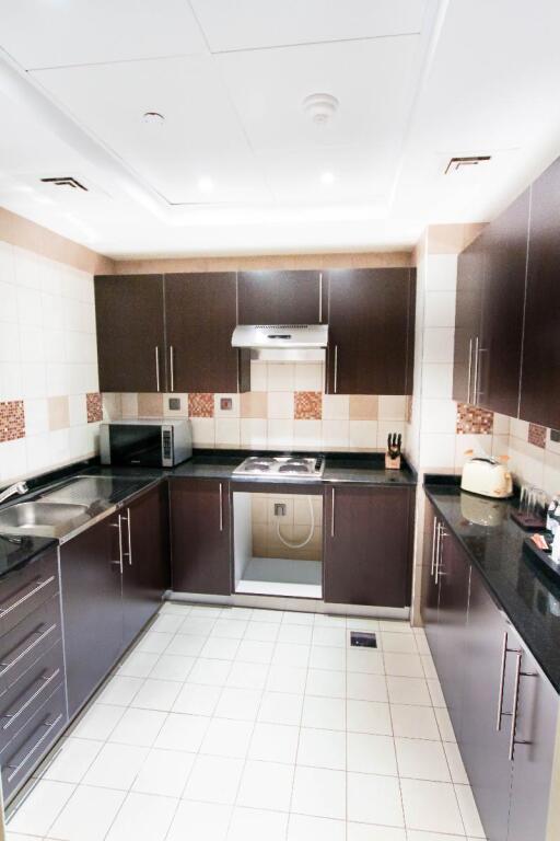 Абу-Даби: Danat Residence
