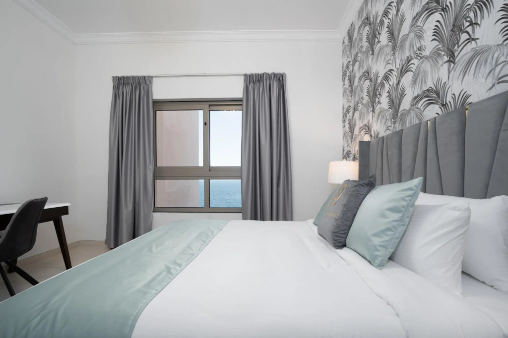 Дубай: GLOBALSTAY. Luxury 4BR Private Pool Penthouse