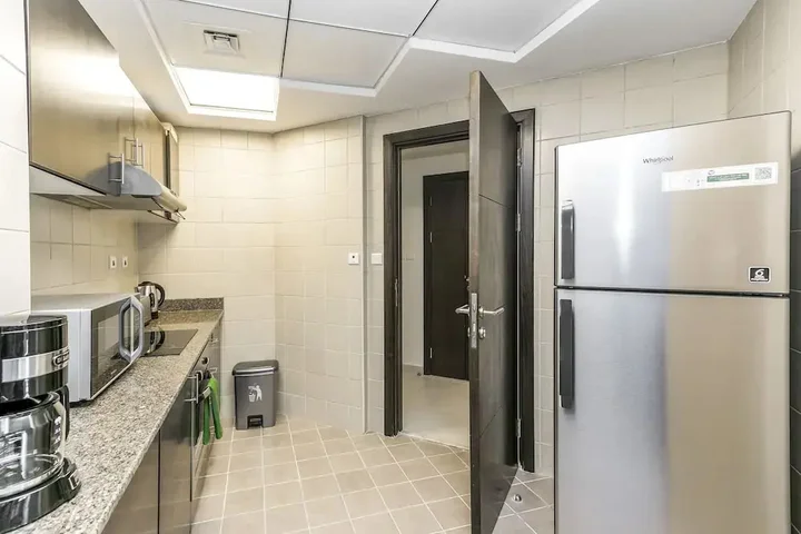 Дубай: Driven Holiday Homes - Torch Tower