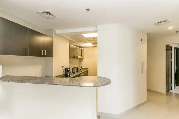 Дубай: Driven Holiday Homes - Torch Tower