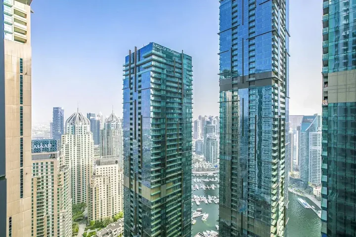Дубай: Driven Holiday Homes - Torch Tower