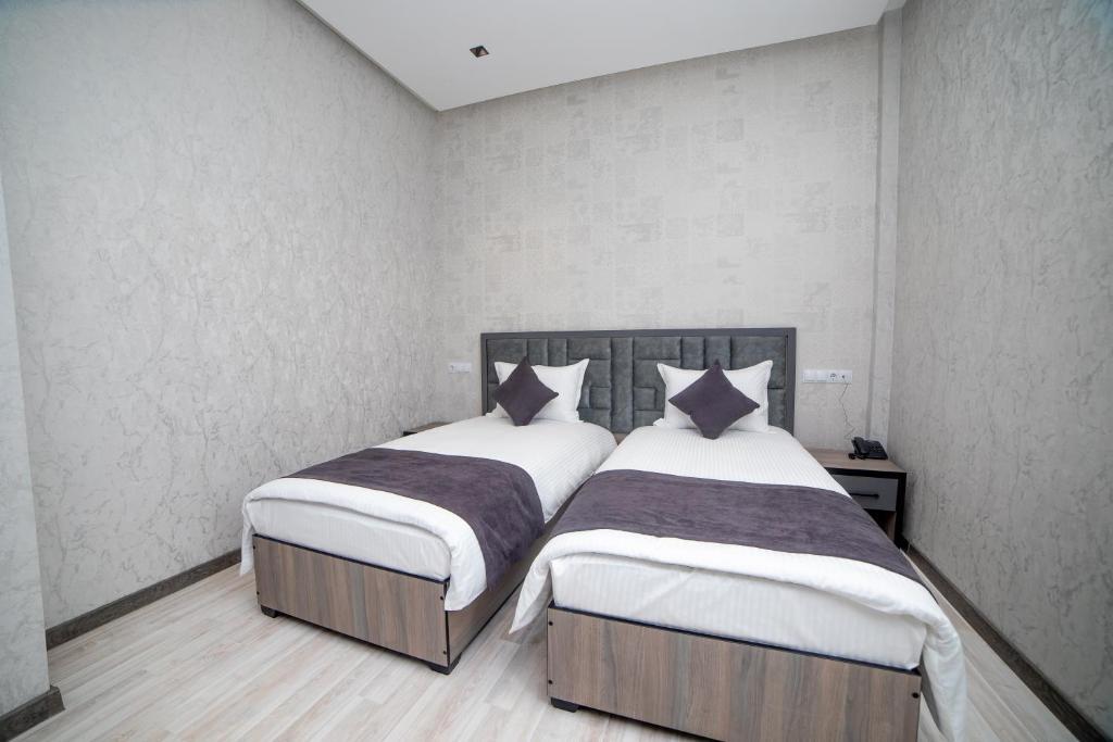 Ташкент: Hotel New York Tashkent