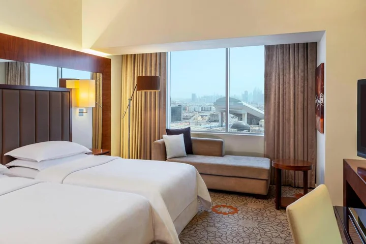 Дубай: Sheraton Mall of the Emirates Hotel, Dubai