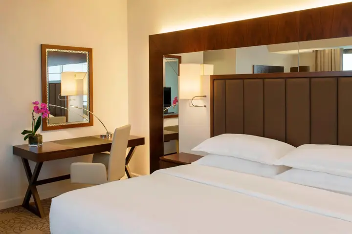 Дубай: Sheraton Mall of the Emirates Hotel, Dubai