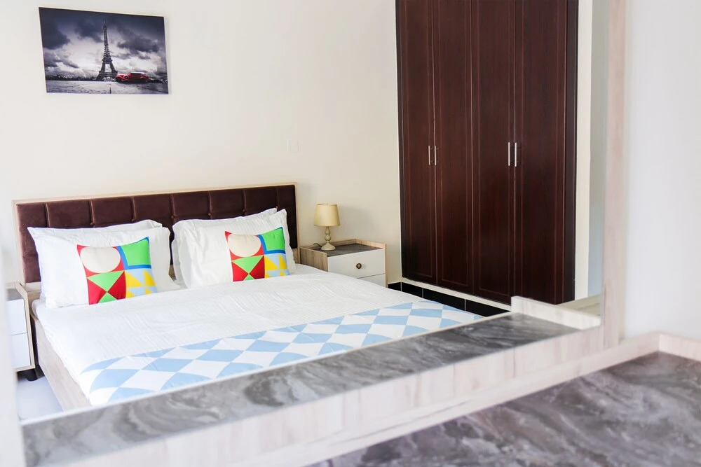Дубай: Studio Apartment in Knightbridge Court