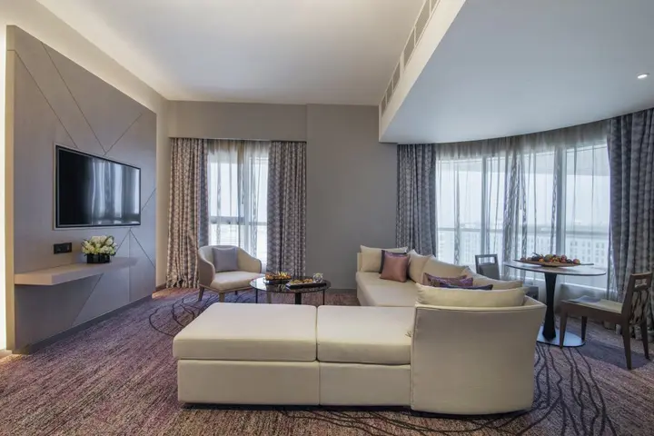 Абу-Даби: Pearl Rotana Hotel Capital Centre