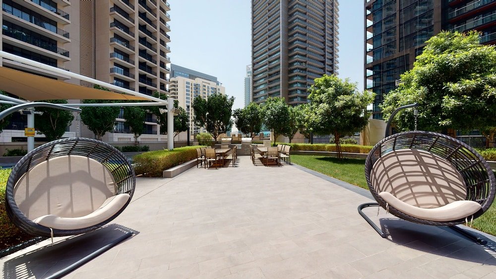 Дубай: Stylish 23rd Floor Apartment at BLVD