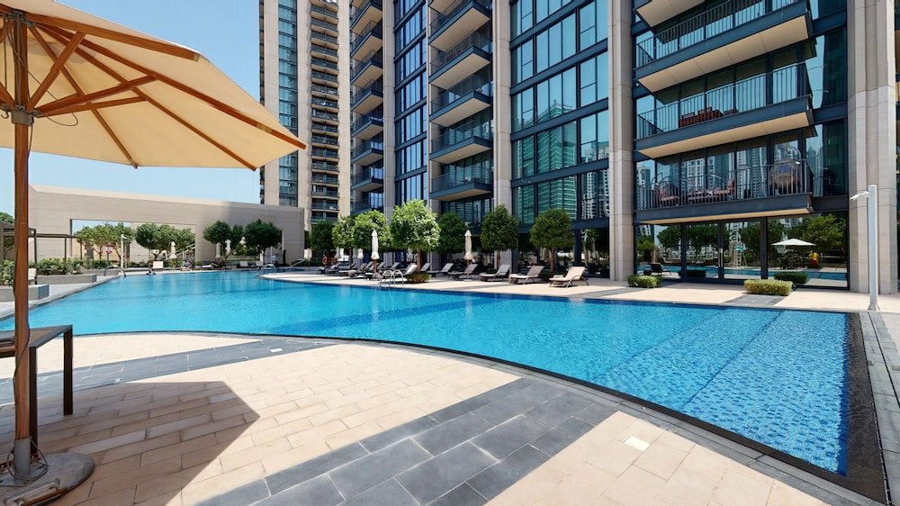Дубай: Stylish 23rd Floor Apartment at BLVD